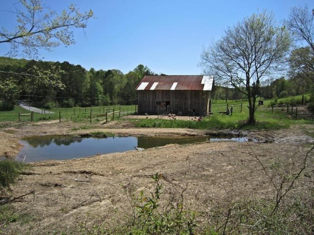 Barn_scene